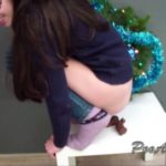 Christmas pooping  with Alina Scat Slave Video [HD / 2020]
